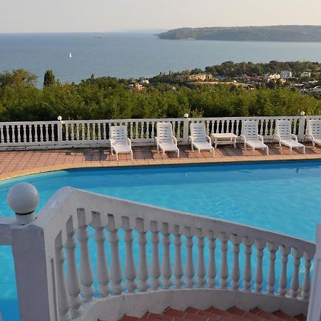 Family Hotel Casablanca Green Varna ภายนอก รูปภาพ