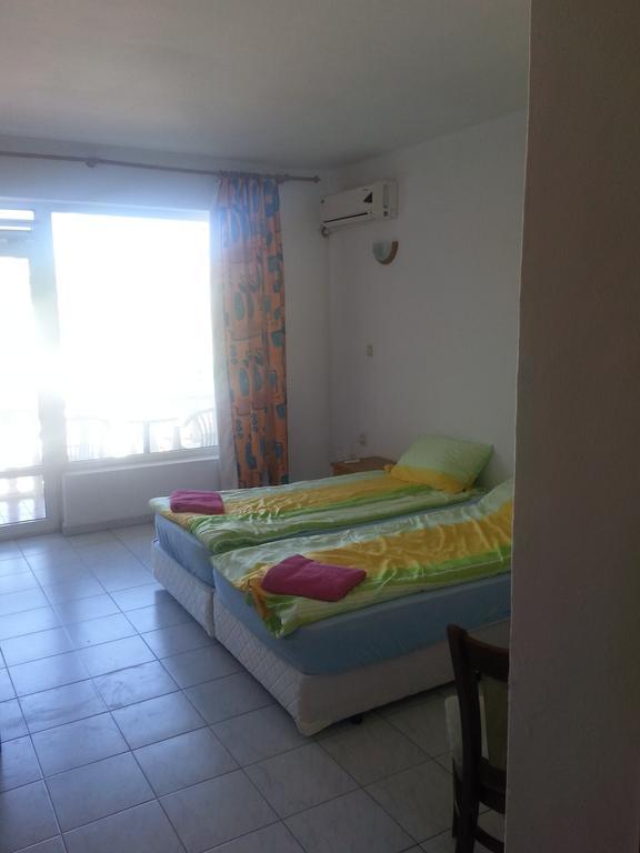 Family Hotel Casablanca Green Varna ภายนอก รูปภาพ