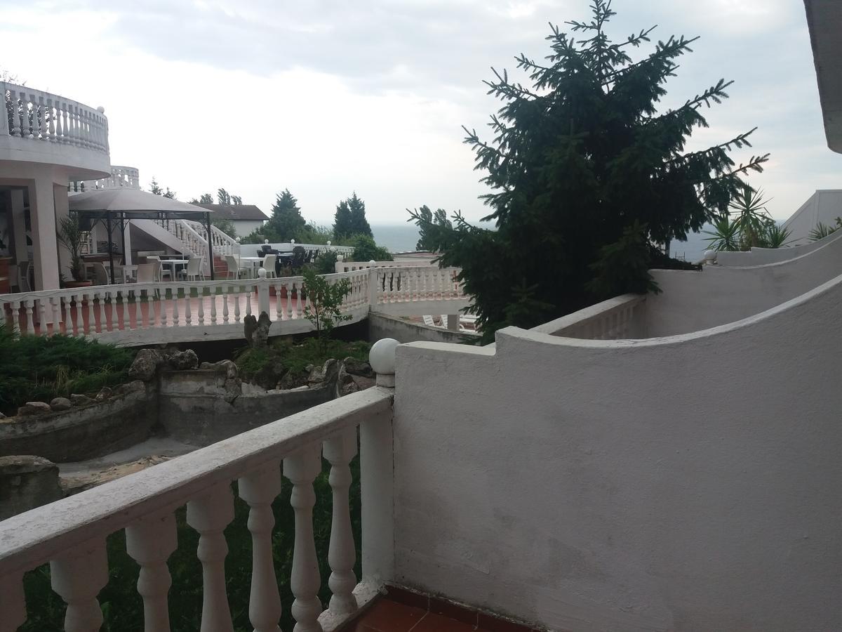 Family Hotel Casablanca Green Varna ภายนอก รูปภาพ